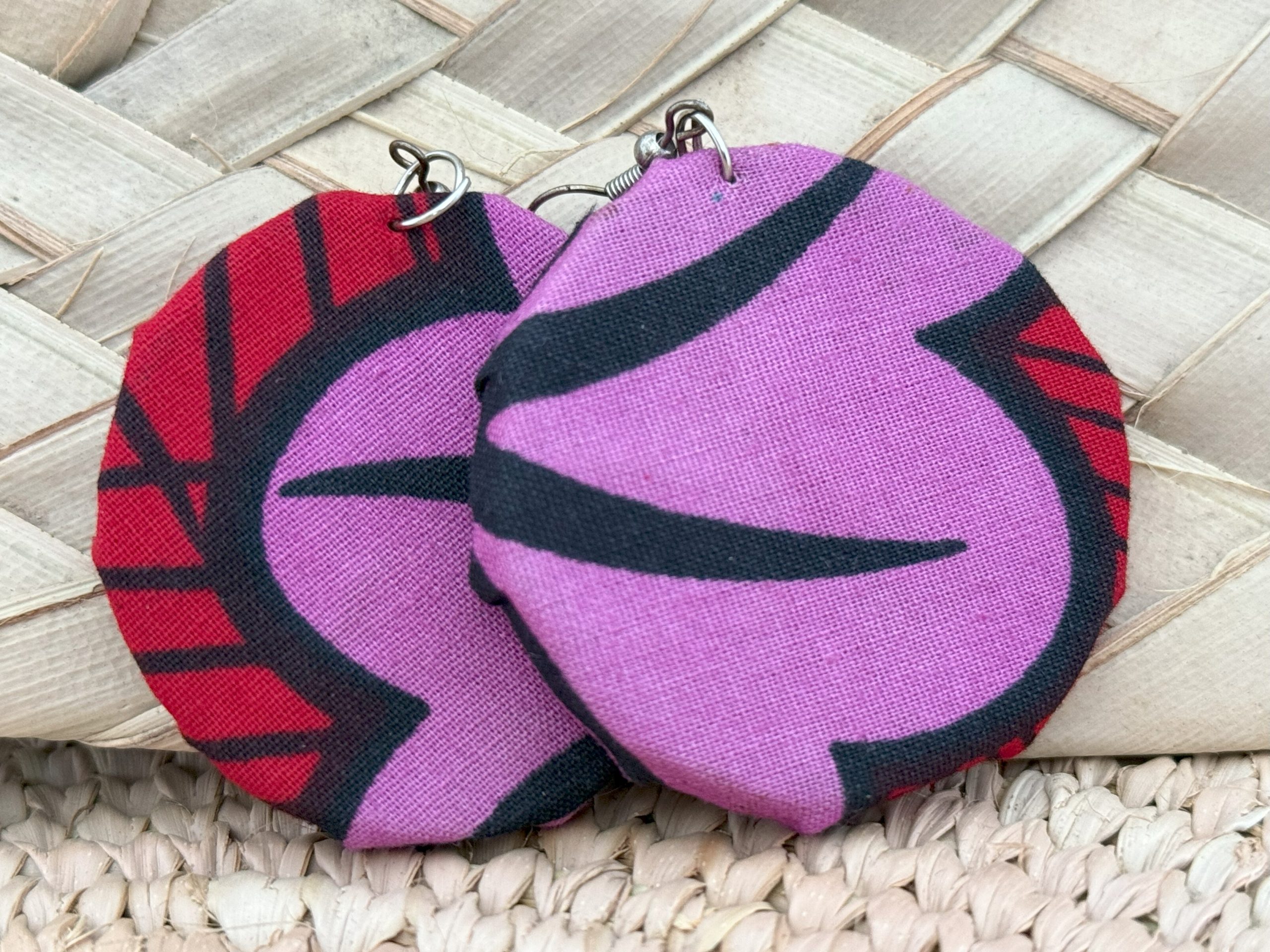 Ensemble collier boucles d’oreilles Rouge Violet Jaune Vert – Image 5