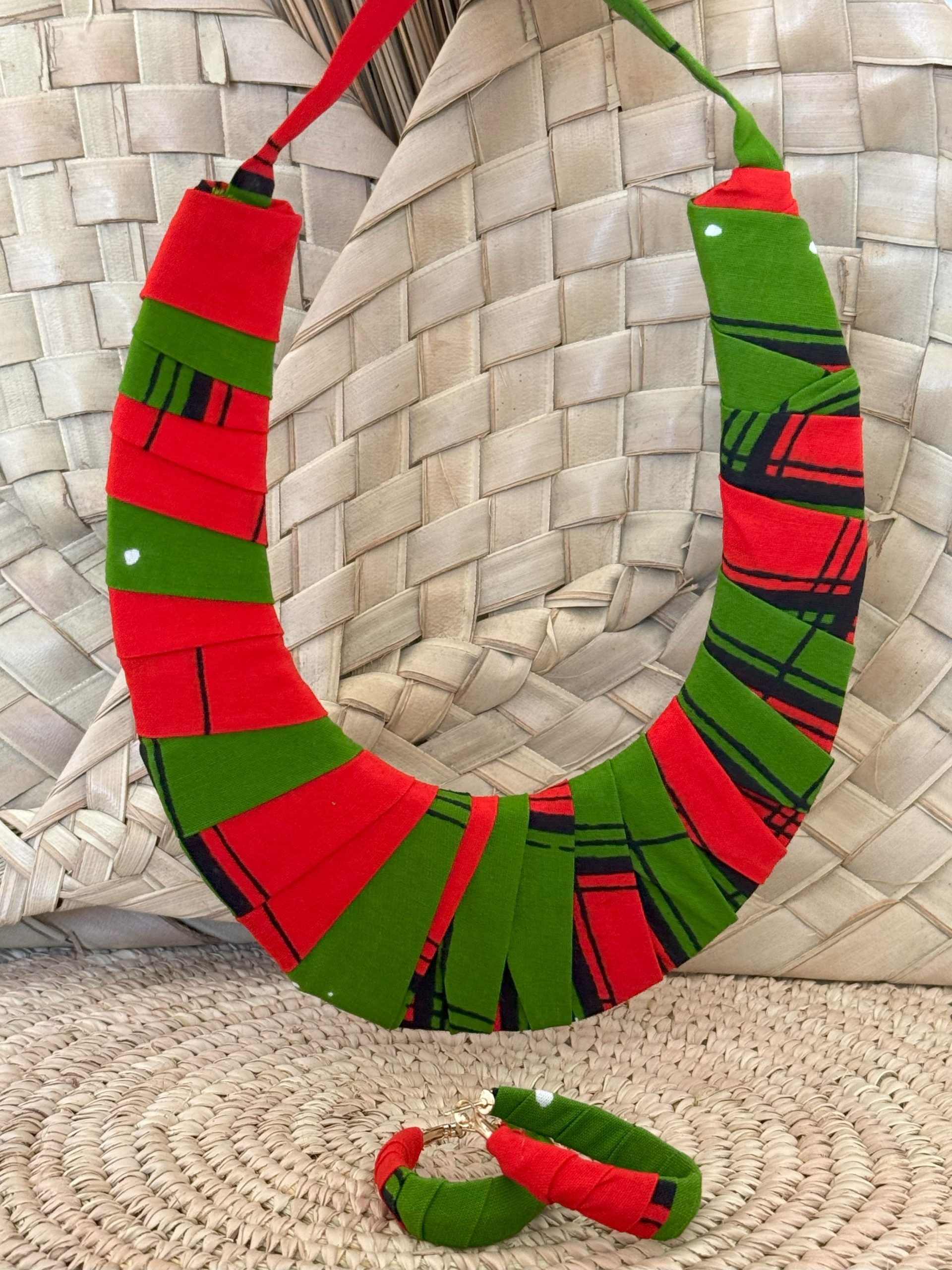 Ensemble collier boucles d’oreilles Vert Rouge – Image 2