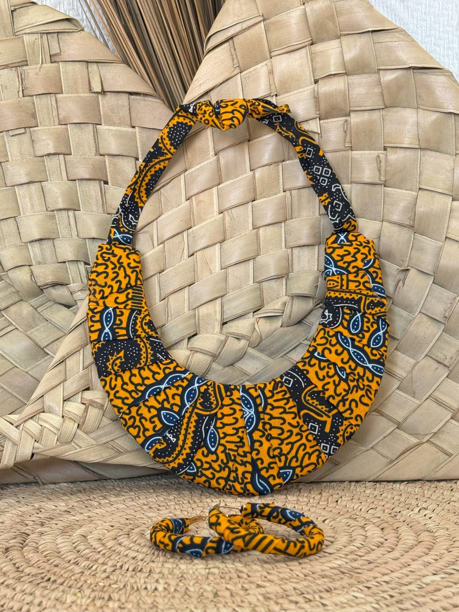 Ensemble collier boucles d’oreilles Orange Bleu foncé Noir
