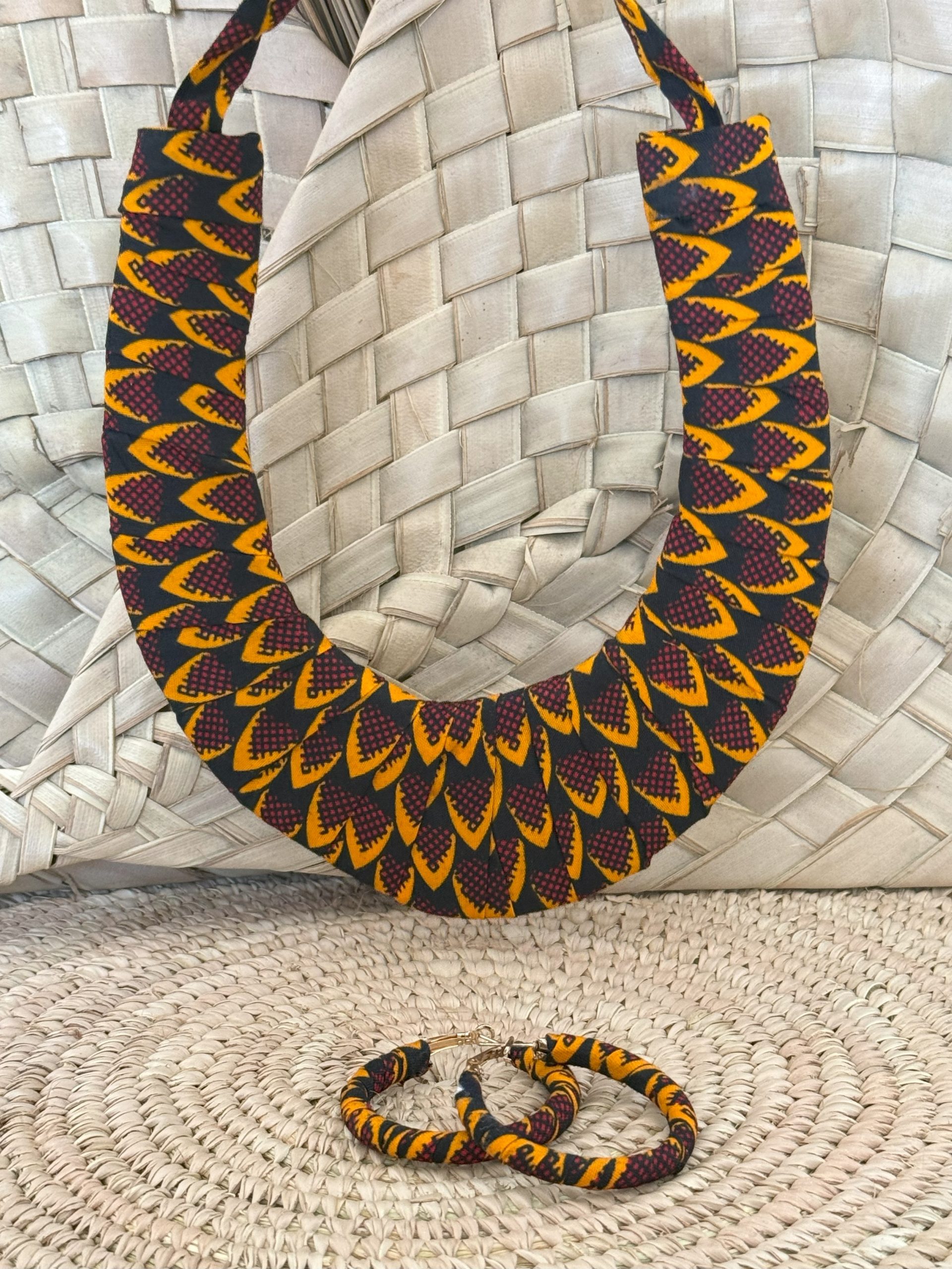 Ensemble collier boucles d’oreilles Orange Rouge Noir – Image 3