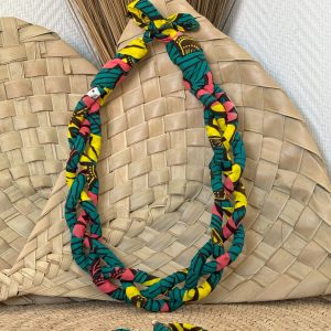 Ensemble collier boucles d’oreilles Vert Jaune Rose