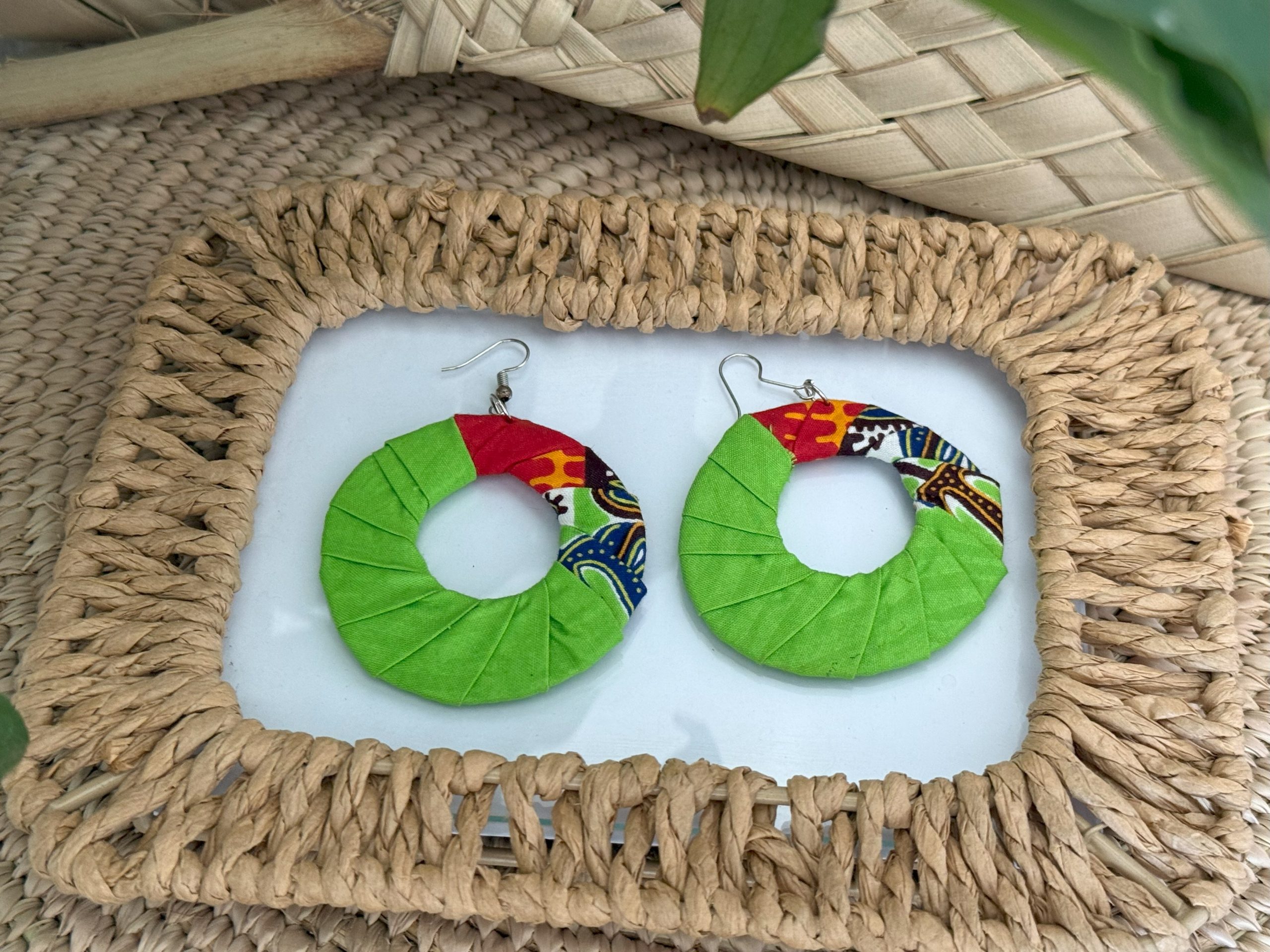 Boucles d’oreilles Vert – 6 cm – Image 4