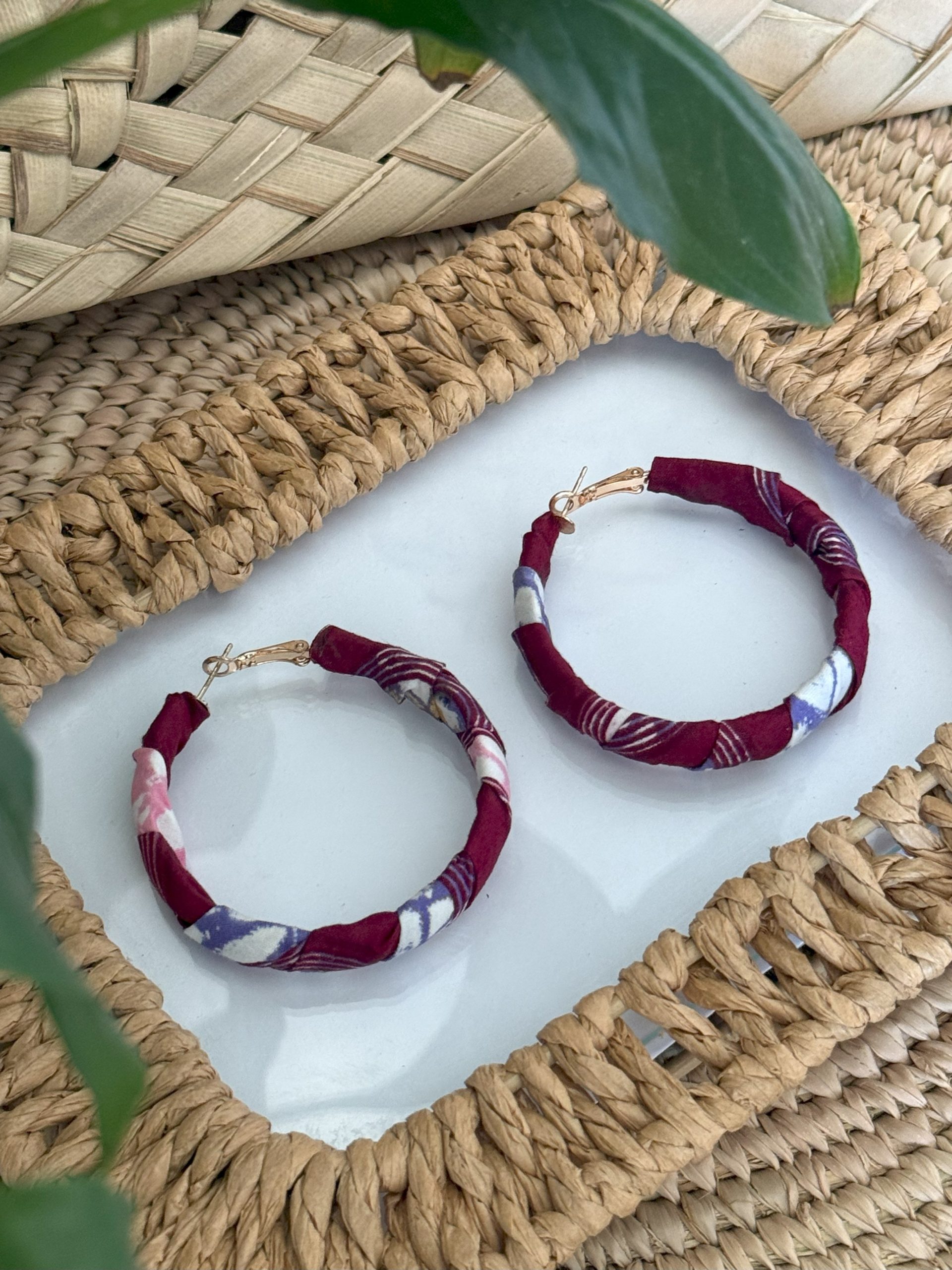 Boucles d'oreilles Rouge bordeaux - 5,5 cm – Image 2