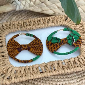 Créoles en nœud papillon Marron Vert – 7 cm
