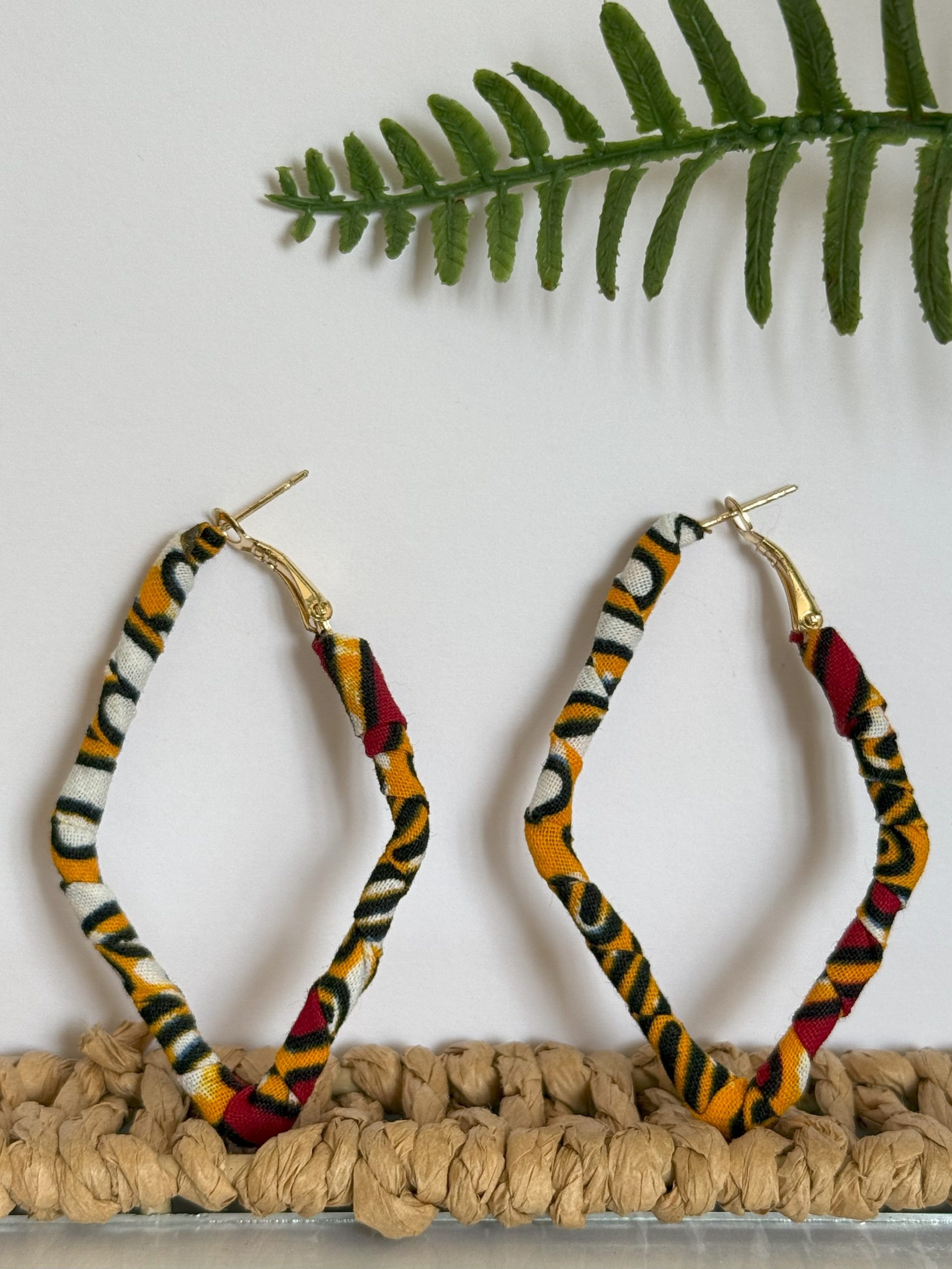 Boucles d’oreilles Losange 1 Orange Rouge Blanc 6×4 cm – Image 2