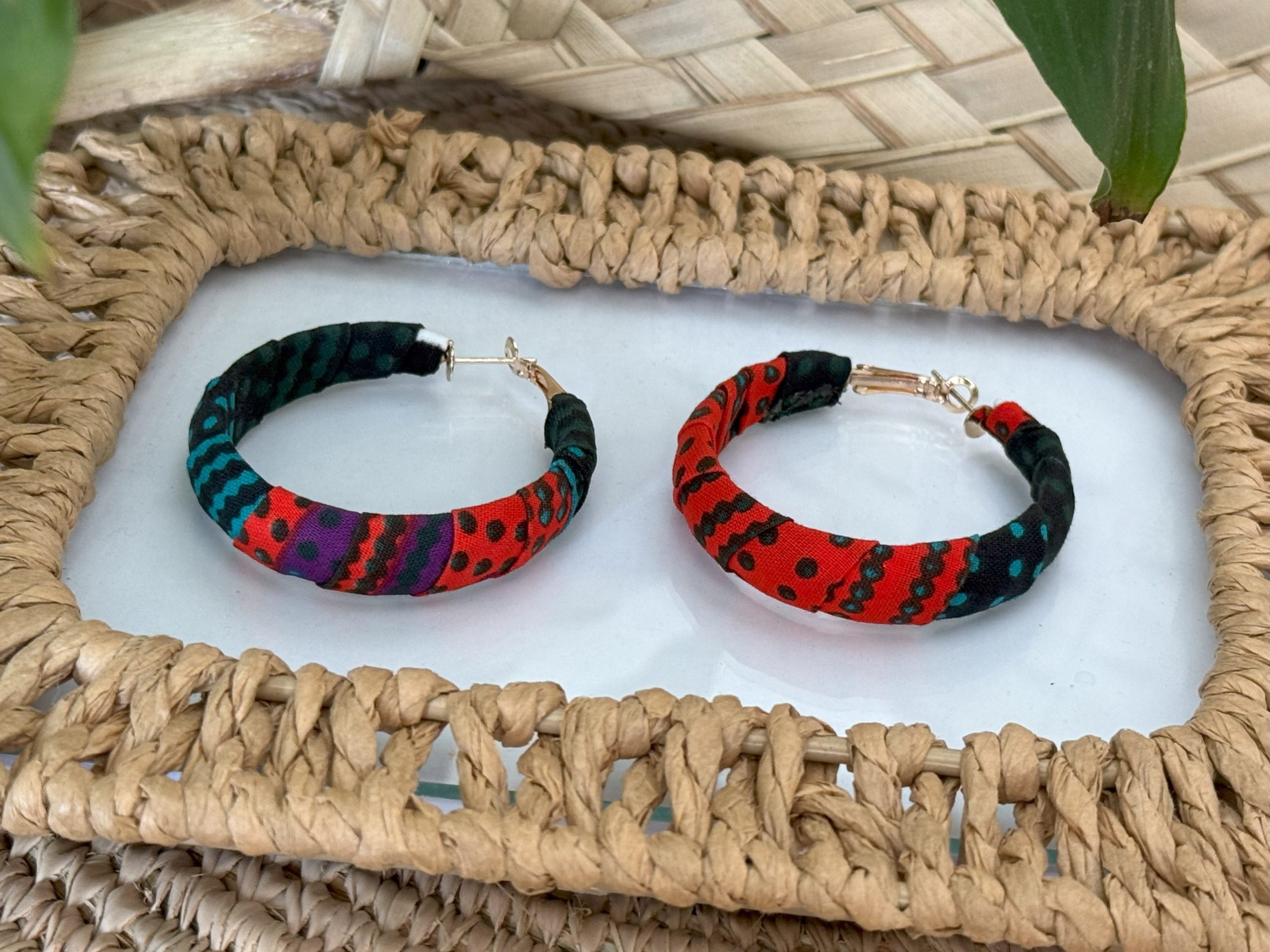 Boucles d’oreilles Bleu turquoise Rouge Vert – 5×4,5 cm