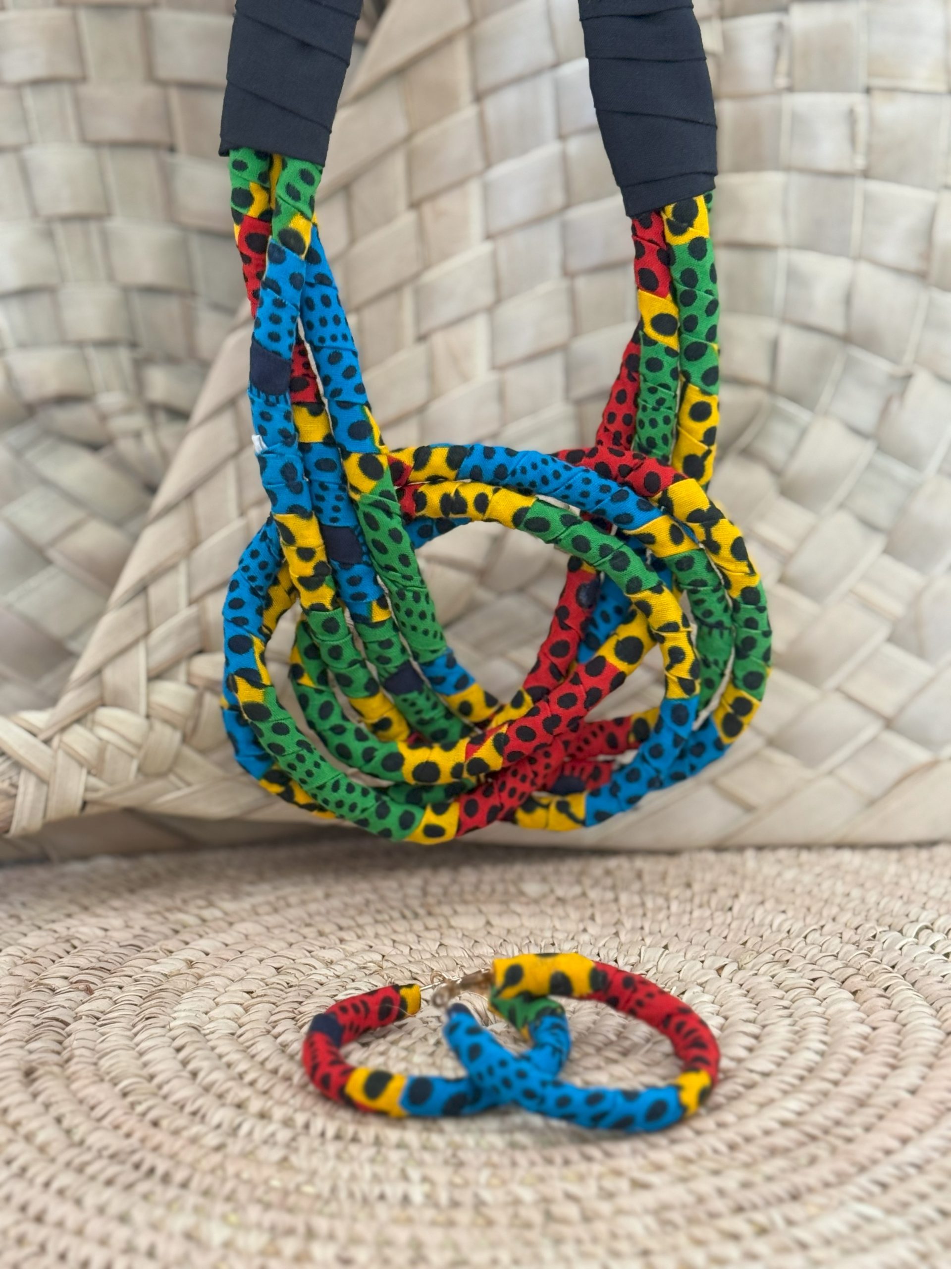 Ensemble collier boucles d’oreilles Bleu Orange Rouge Vert