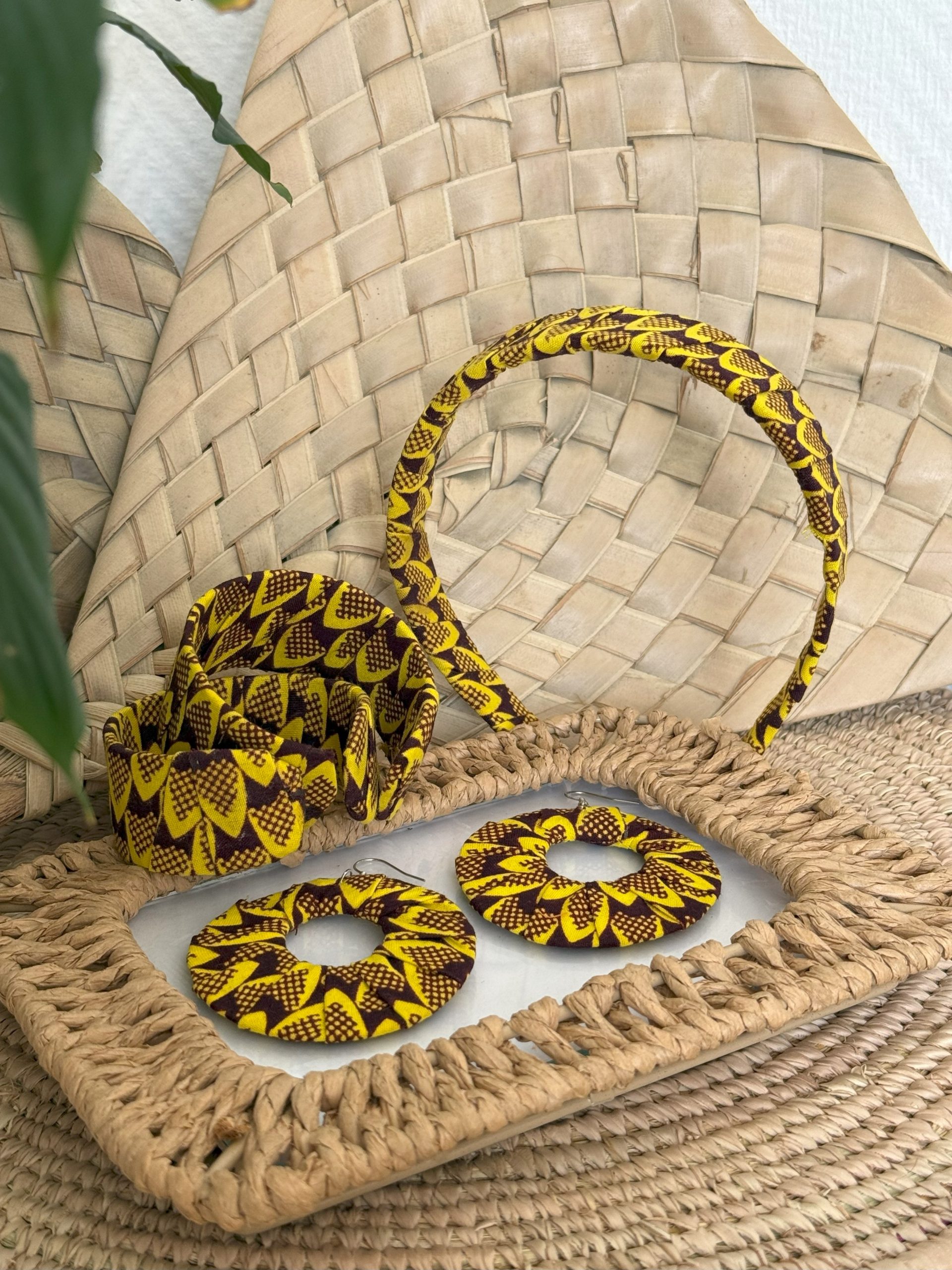 Ensemble serre-tête, bracelets et boucles d'oreilles Jaune Marron
