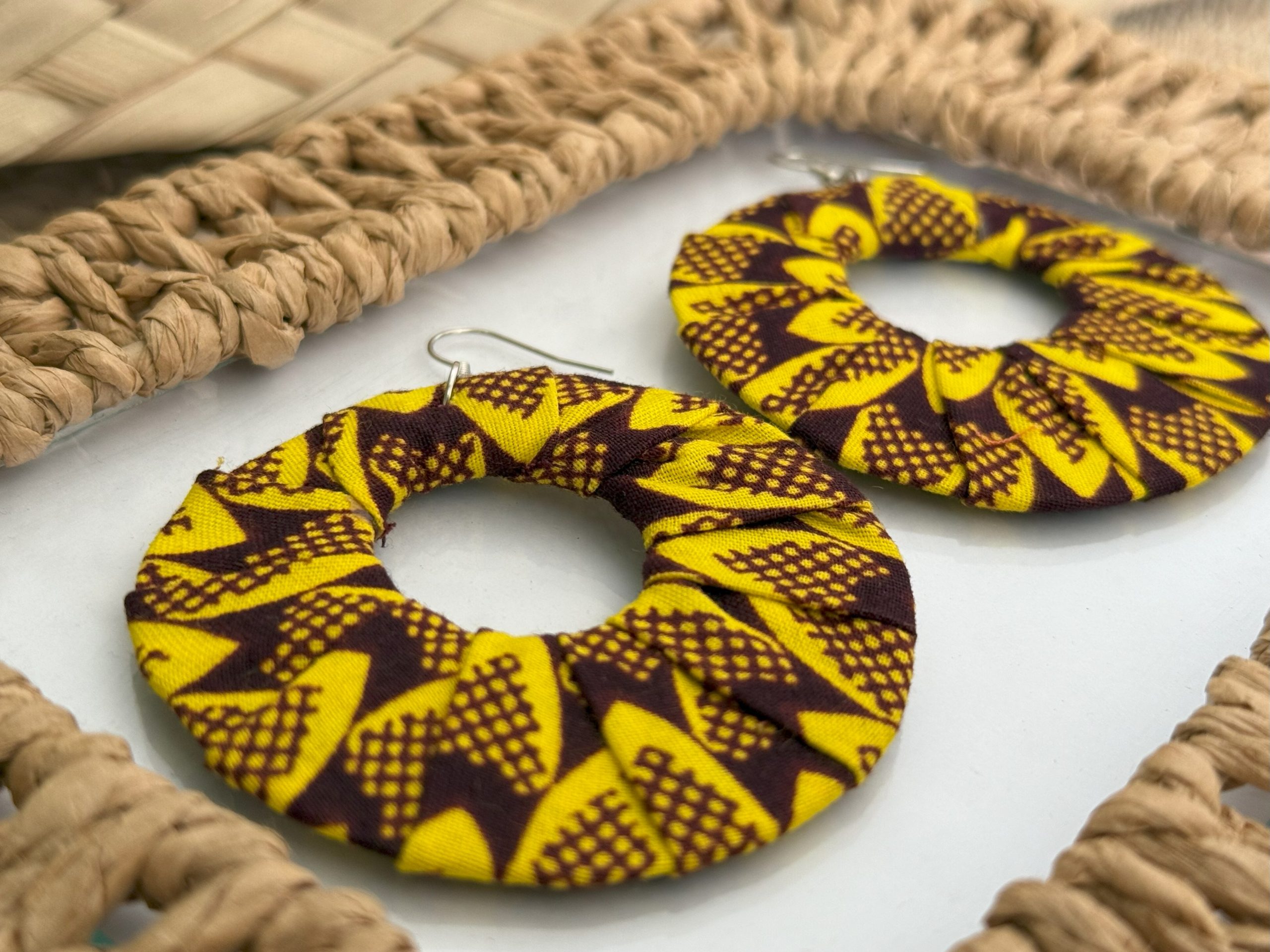 Ensemble serre-tête, bracelets et boucles d'oreilles Jaune Marron – Image 4