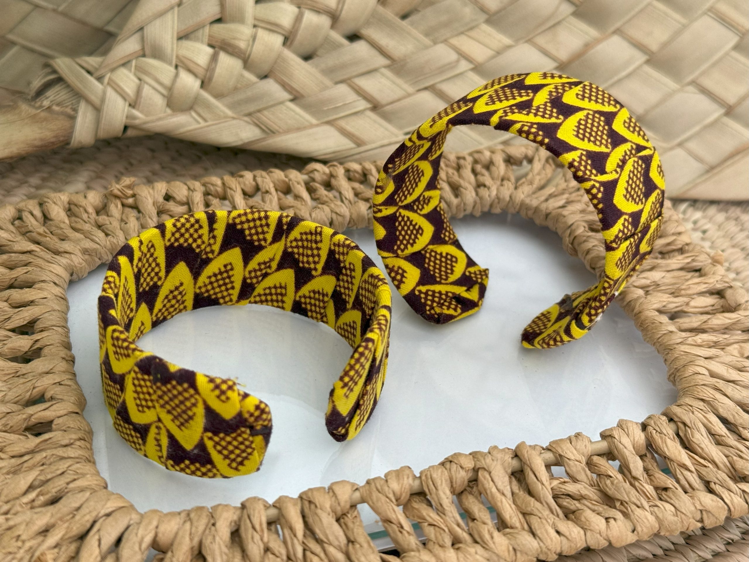 Ensemble serre-tête, bracelets et boucles d'oreilles Jaune Marron – Image 5