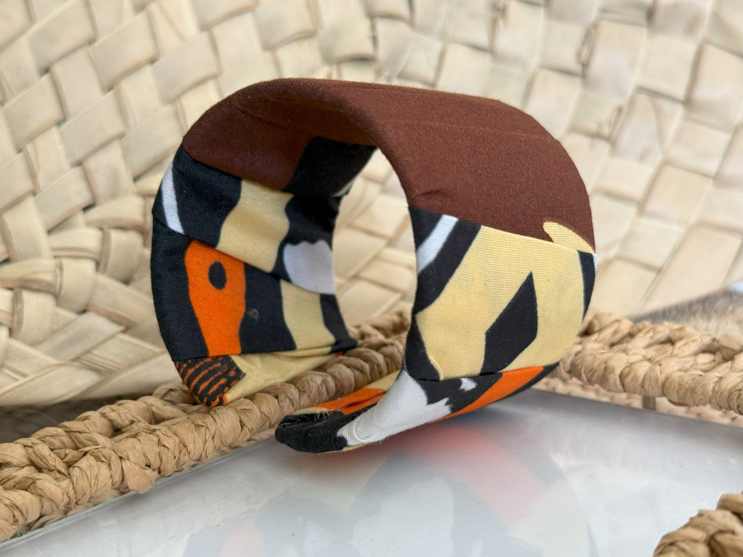 Ensemble serre-tête, bracelet et boucles d’oreilles Marron Orange Beige Noir – Image 4