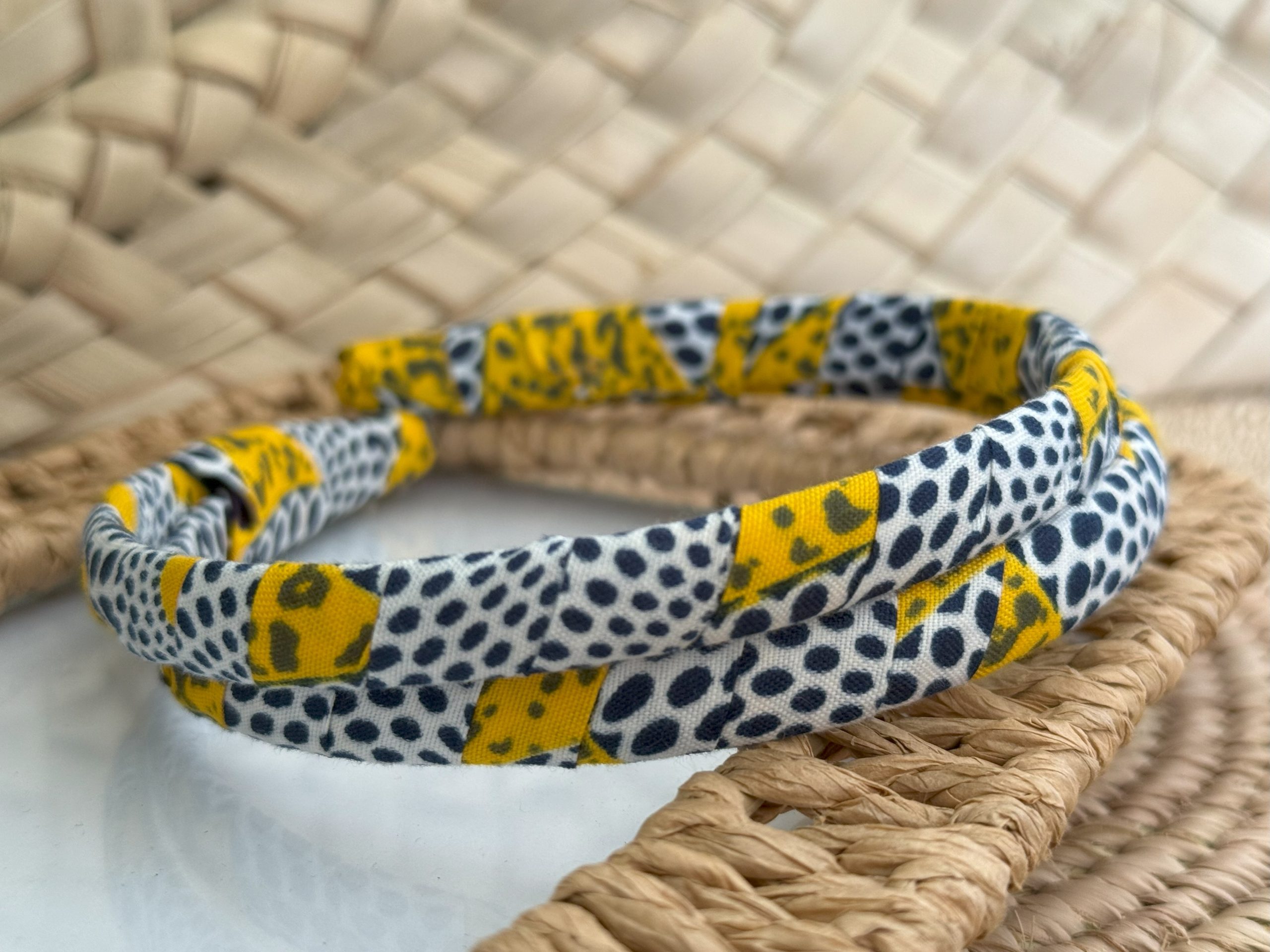 Ensemble serre-tête, bracelet et boucles d'oreilles Jaune Blanc Noir – Image 8